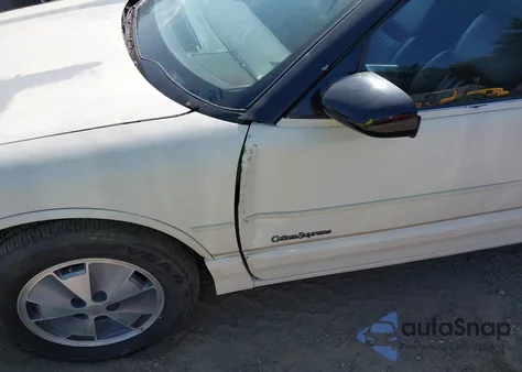 1991 Oldsmobile Cutlass Supreme z USA, uszkodzony, nr VIN 1G3WT34T7MD382291